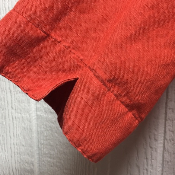 Button-Up Blouse - Picture 3 of 3